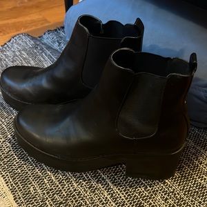 Chunky black boots - never worn